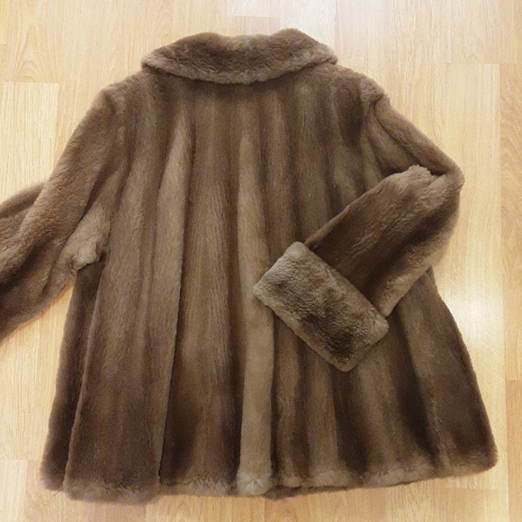 Vintage 1950s Sheared Real Fur Swing Coat - Picture 2 of 15